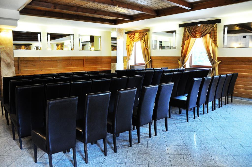 Hotel Mlyn Lublin Exterior foto